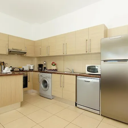 Calypso - Coralli Beachfront Апартаменты Протарас