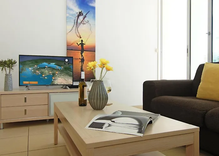 Calypso - Coralli Beachfront 프로타라스