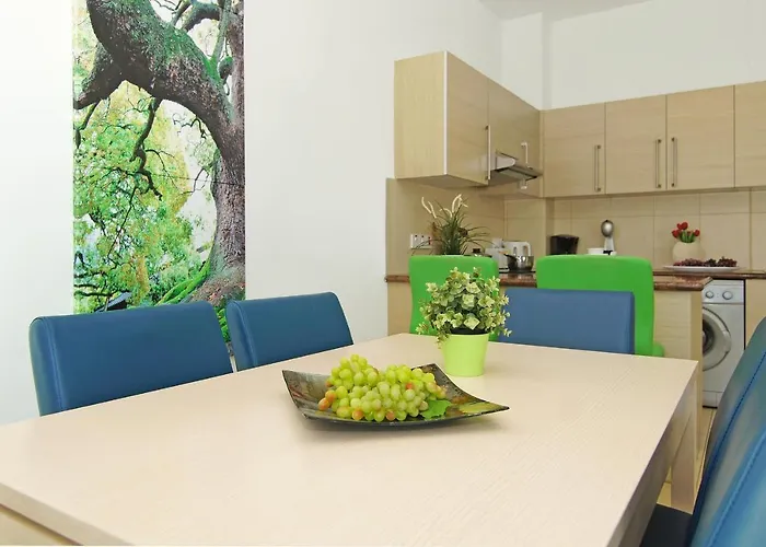 아파트 Calypso - Coralli Beachfront 프로타라스