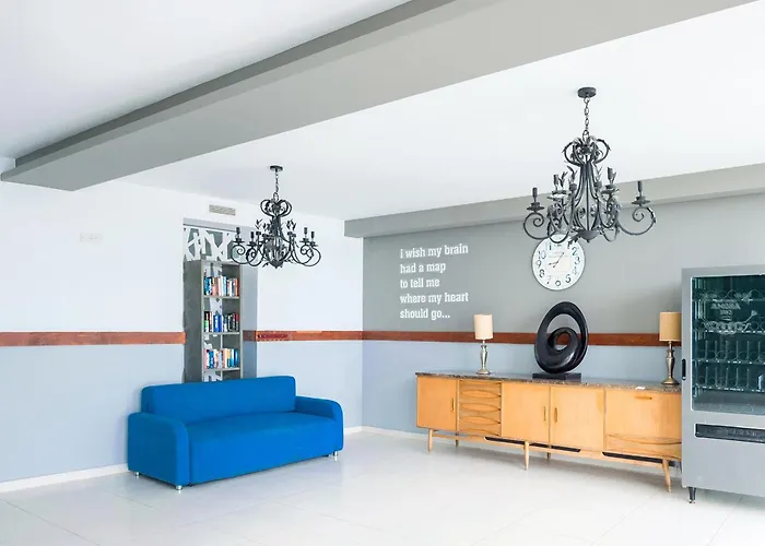 Calypso - Coralli Beachfront 아파트