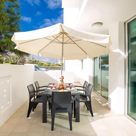 Calypso - Coralli Beachfront *