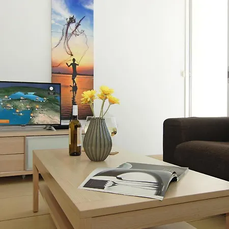 Calypso - Coralli Beachfront Protarász